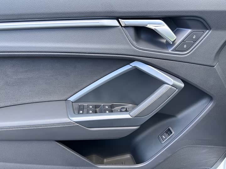 Фото 13 - Audi Q3