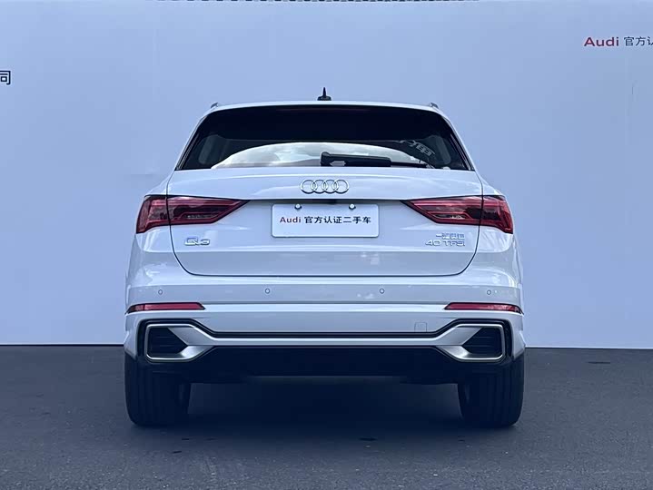Фото 4 - Audi Q3