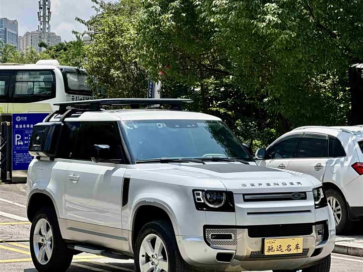 Фото 3 - Land Rover Defender