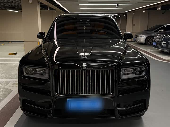 Фото 9 - Rolls-Royce Cullinan