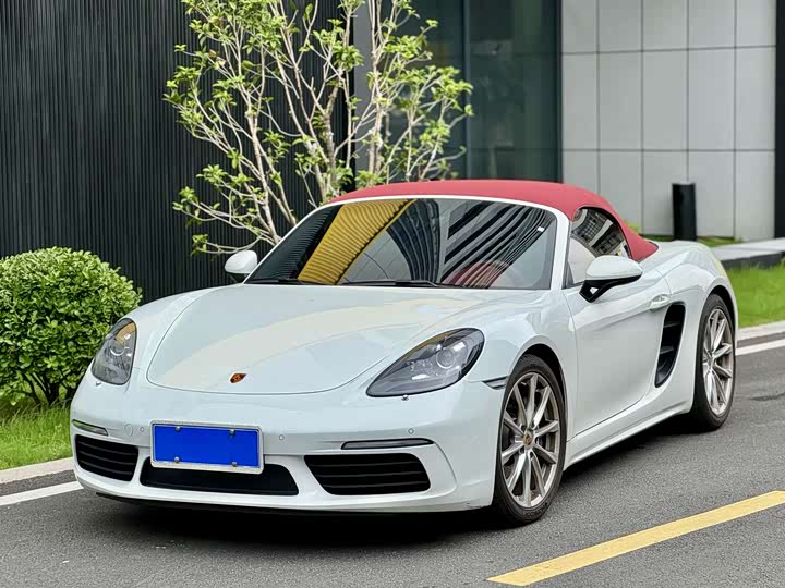 Фото 2 - Porsche 718