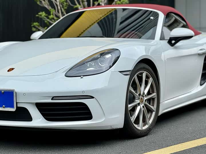 Фото 4 - Porsche 718