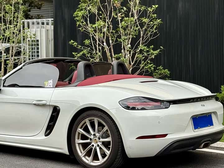 Фото 6 - Porsche 718