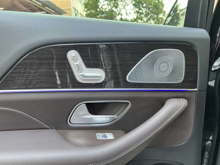 Фото 11 - Mercedes-Benz GLE-Class