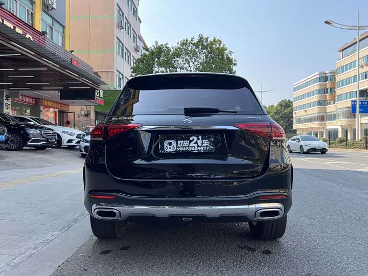 Фото 6 - Mercedes-Benz GLE-Class