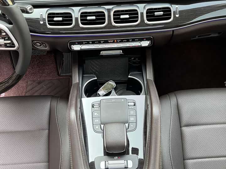 Фото 8 - Mercedes-Benz GLE-Class