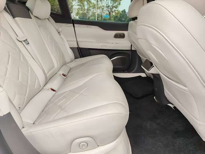 Фото 8 - Nio ET7