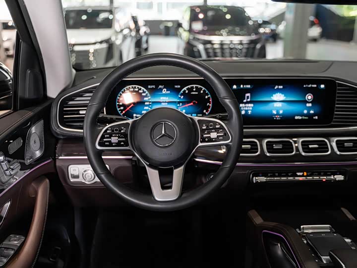 Фото 12 - Mercedes-Benz GLS-Class