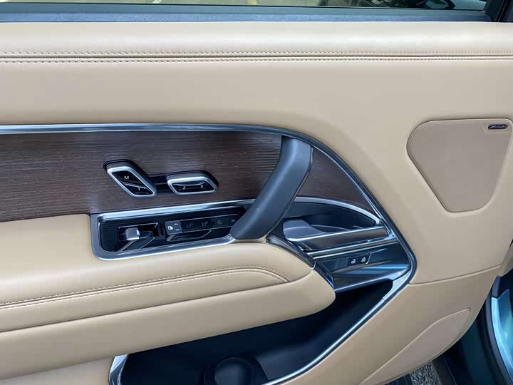 Фото 17 - Land Rover Range Rover