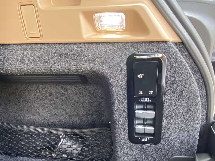 Фото 8 - Land Rover Range Rover