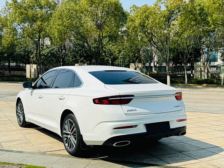 Фото 15 - Geely Preface