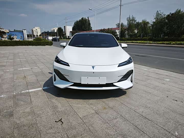 Фото 2 - Changan Deepal SL03