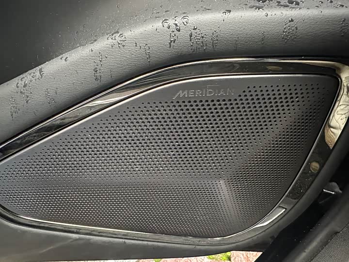 Фото 10 - HiPhi X