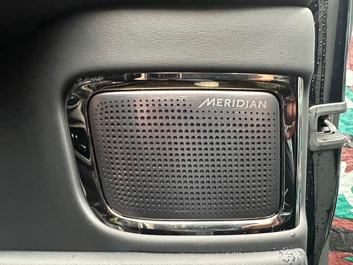 Фото 9 - HiPhi X