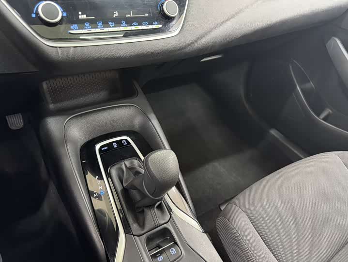 Фото 13 - Toyota Levin