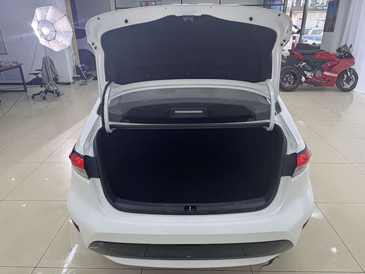 Фото 21 - Toyota Levin