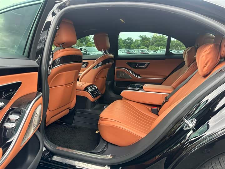 Фото 4 - Mercedes-Benz S-Class