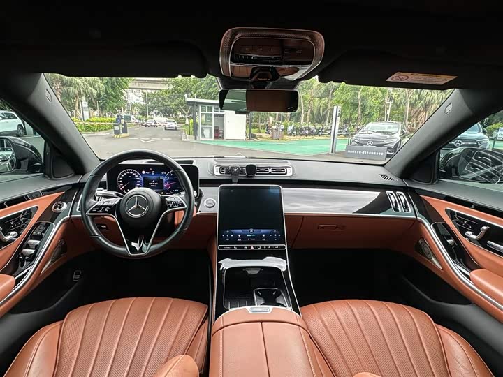 Фото 5 - Mercedes-Benz S-Class