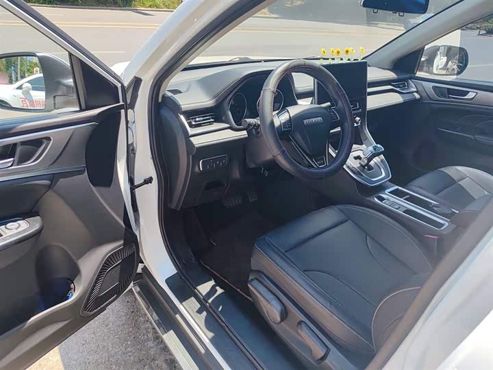 Фото 10 - Haval M6