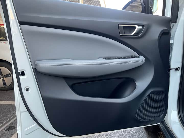 Фото 9 - Leapmotor T03