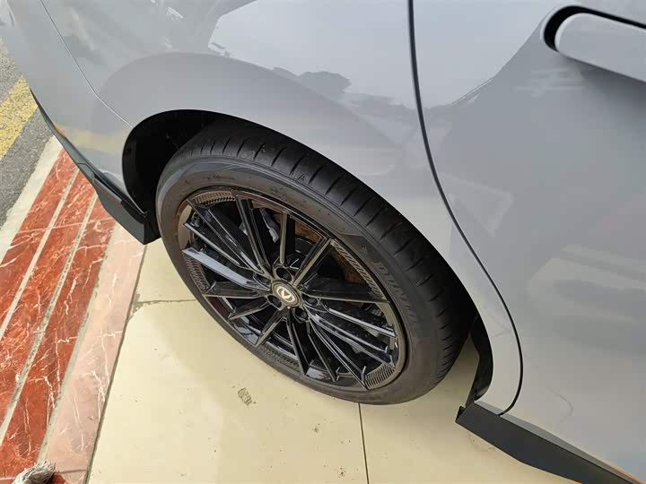 Фото 30 - Changan UNI-V