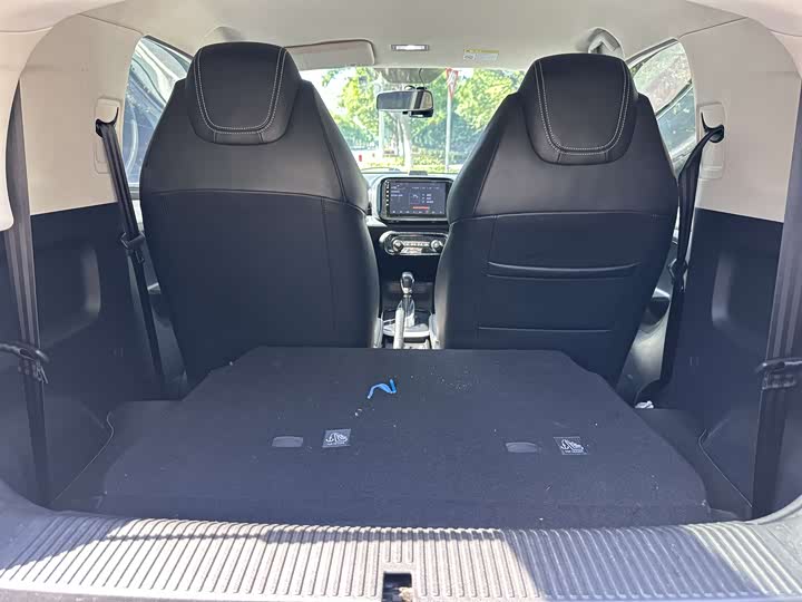 Фото 8 - Roewe Clever