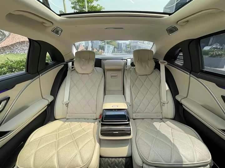 Фото 6 - Mercedes-Benz Maybach S-Class