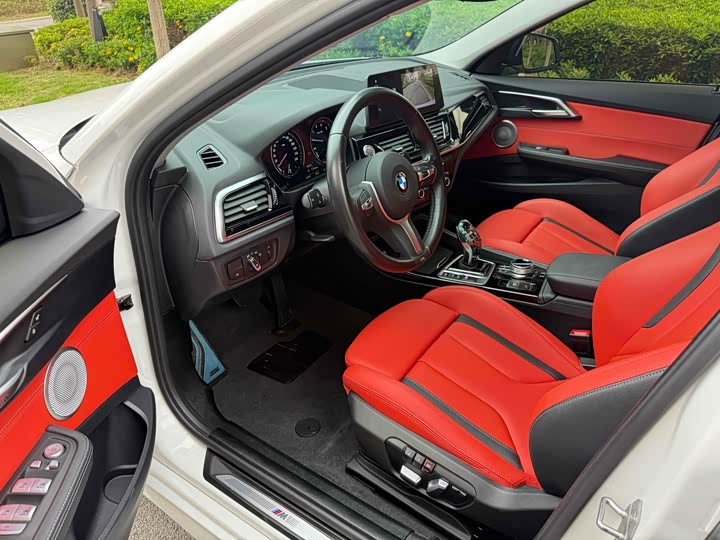 Фото 13 - BMW 1 Series