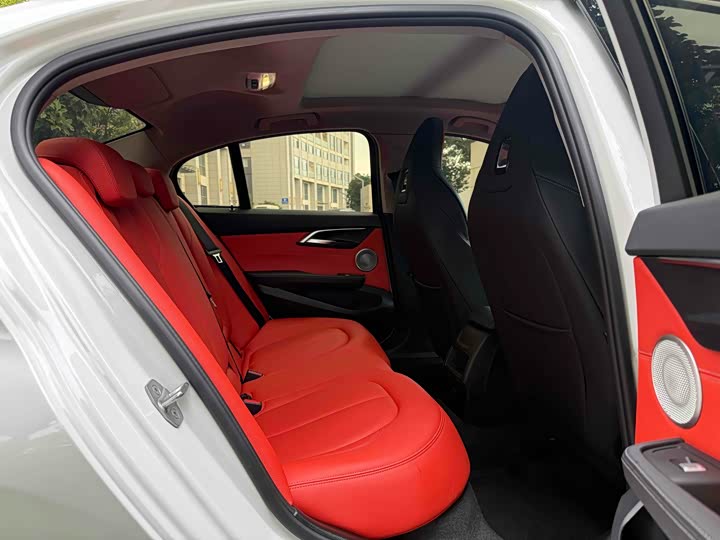 Фото 21 - BMW 1 Series