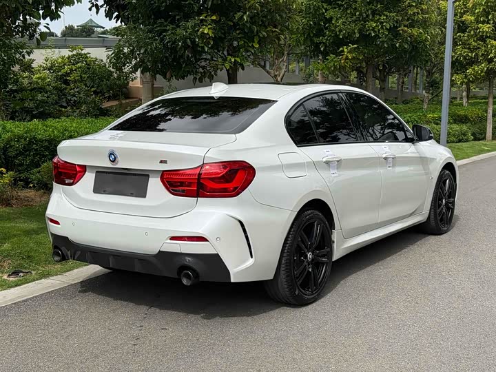 Фото 27 - BMW 1 Series