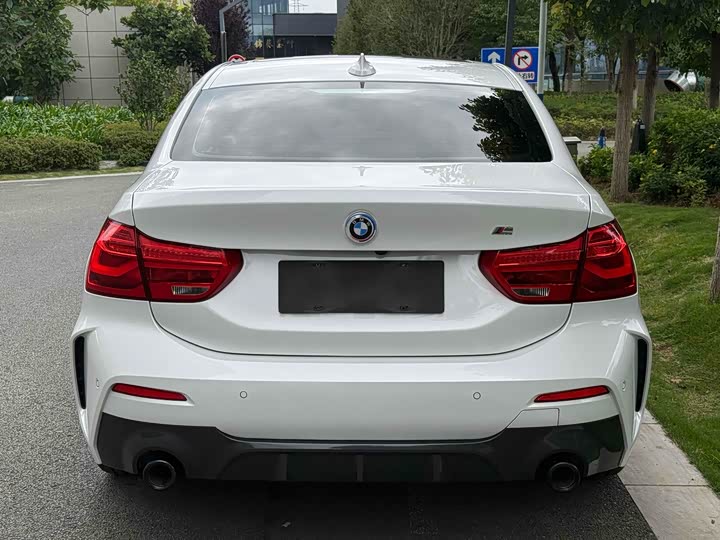 Фото 5 - BMW 1 Series