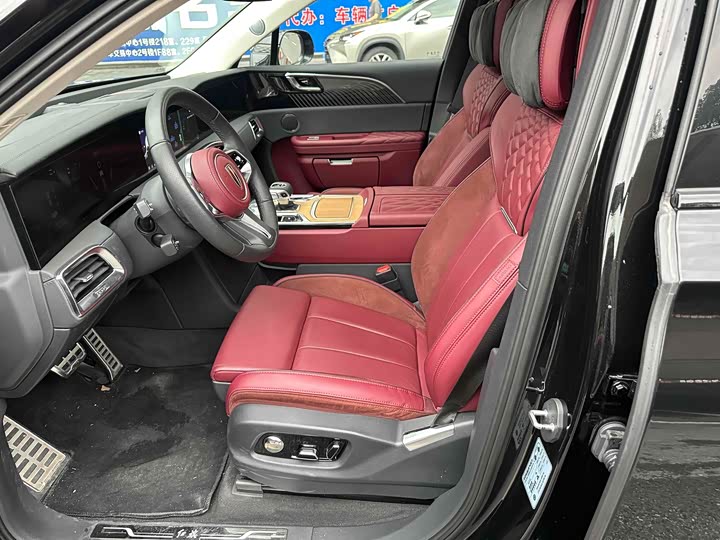 Фото 4 - Hongqi E-HS9