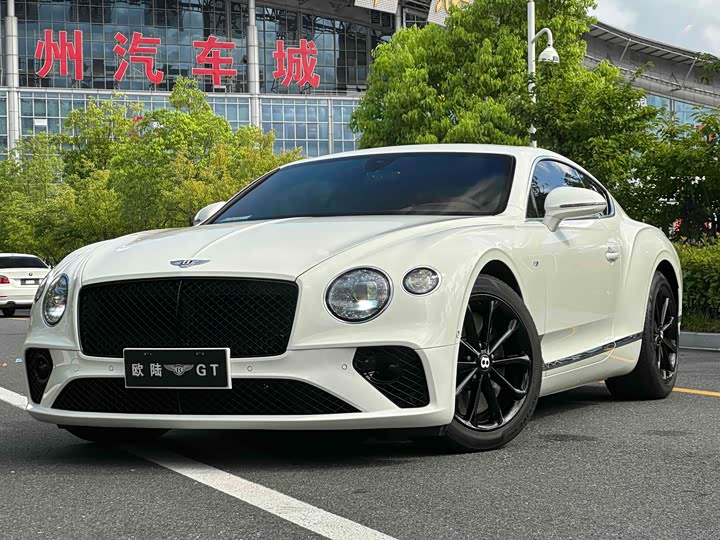 Фото 20 - Bentley Continental GT