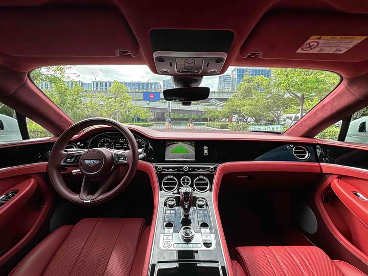 Фото 32 - Bentley Continental GT