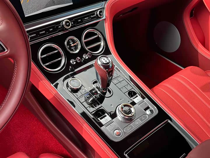 Фото 44 - Bentley Continental GT