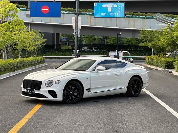 Фото 7 - Bentley Continental GT