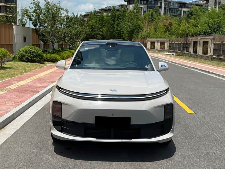 Фото 3 - LiXiang L6