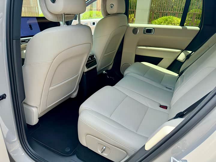 Фото 9 - LiXiang L6