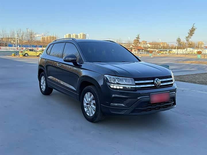 Фото 4 - Volkswagen Tharu