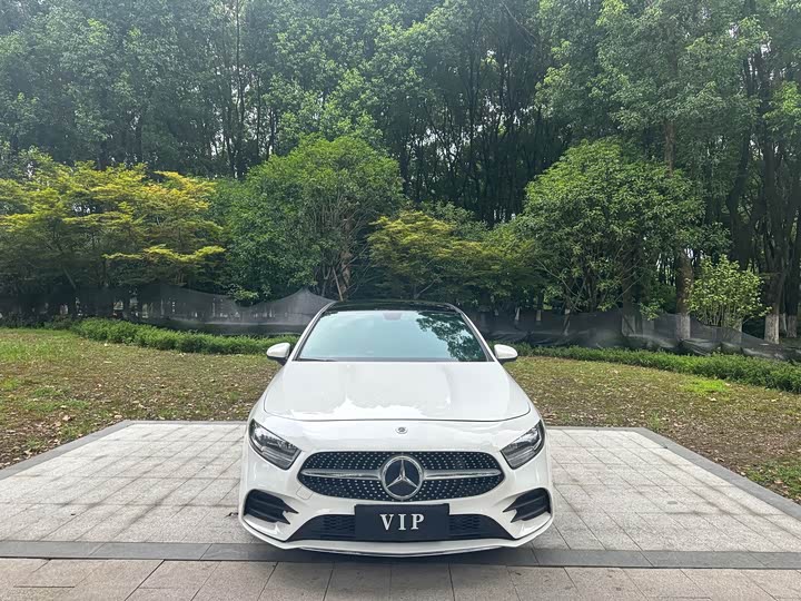 Фото 2 - Mercedes-Benz A-Class