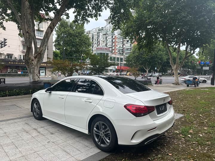 Фото 4 - Mercedes-Benz A-Class