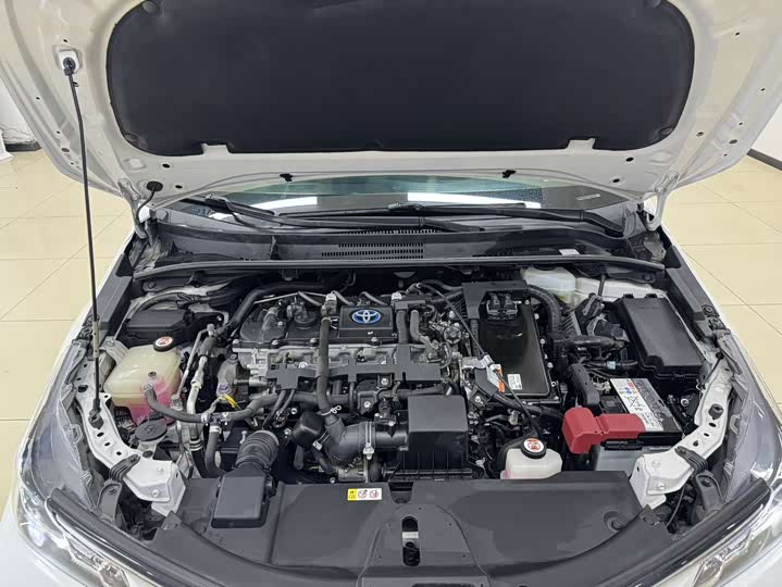 Фото 19 - Toyota Corolla