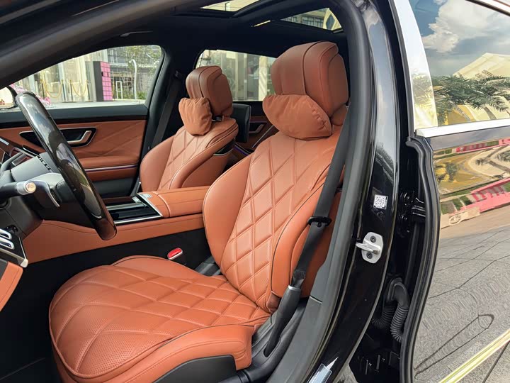 Фото 11 - Mercedes-Benz Maybach S-Class