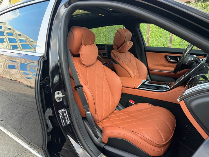 Фото 13 - Mercedes-Benz Maybach S-Class