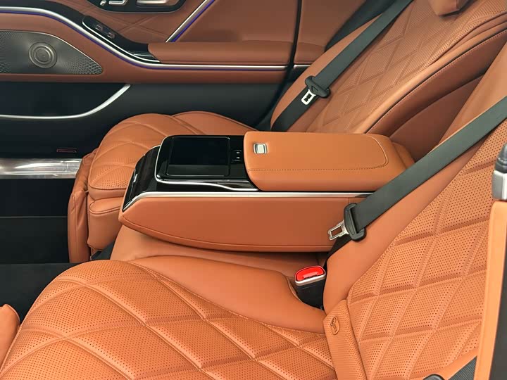 Фото 30 - Mercedes-Benz Maybach S-Class