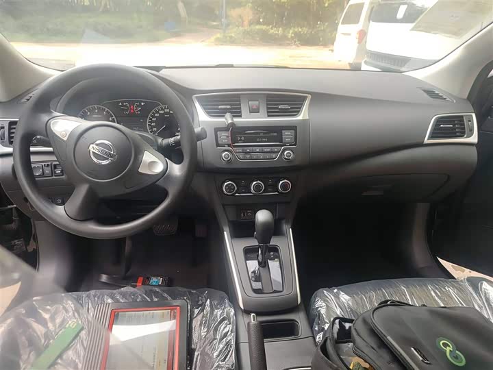 Фото 10 - Nissan Sylphy