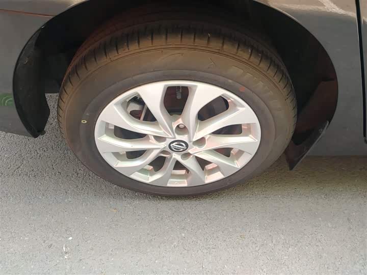 Фото 30 - Nissan Sylphy