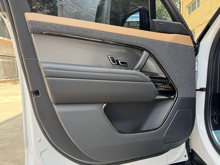 Фото 14 - Land Rover Range Rover Sport