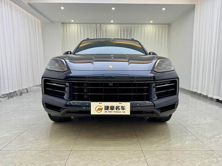 Фото 1 - Porsche Cayenne