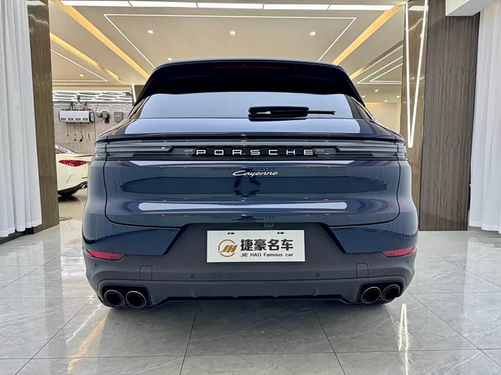 Фото 12 - Porsche Cayenne